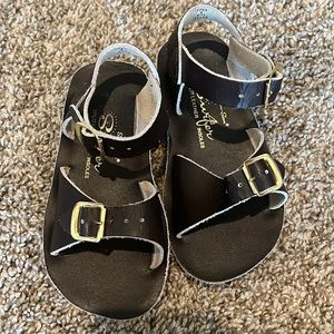 Toddler size 8 Brown Sun San Sandals